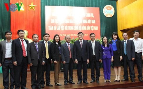 Президент СРВ провёл рабочую встречу с руководством Союза вьетнамских крестьян  - ảnh 1